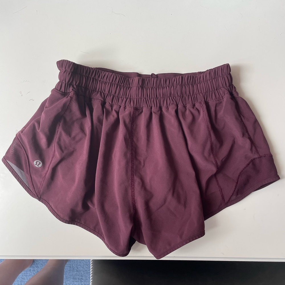 Lululemon Hotty Hot Short size 6